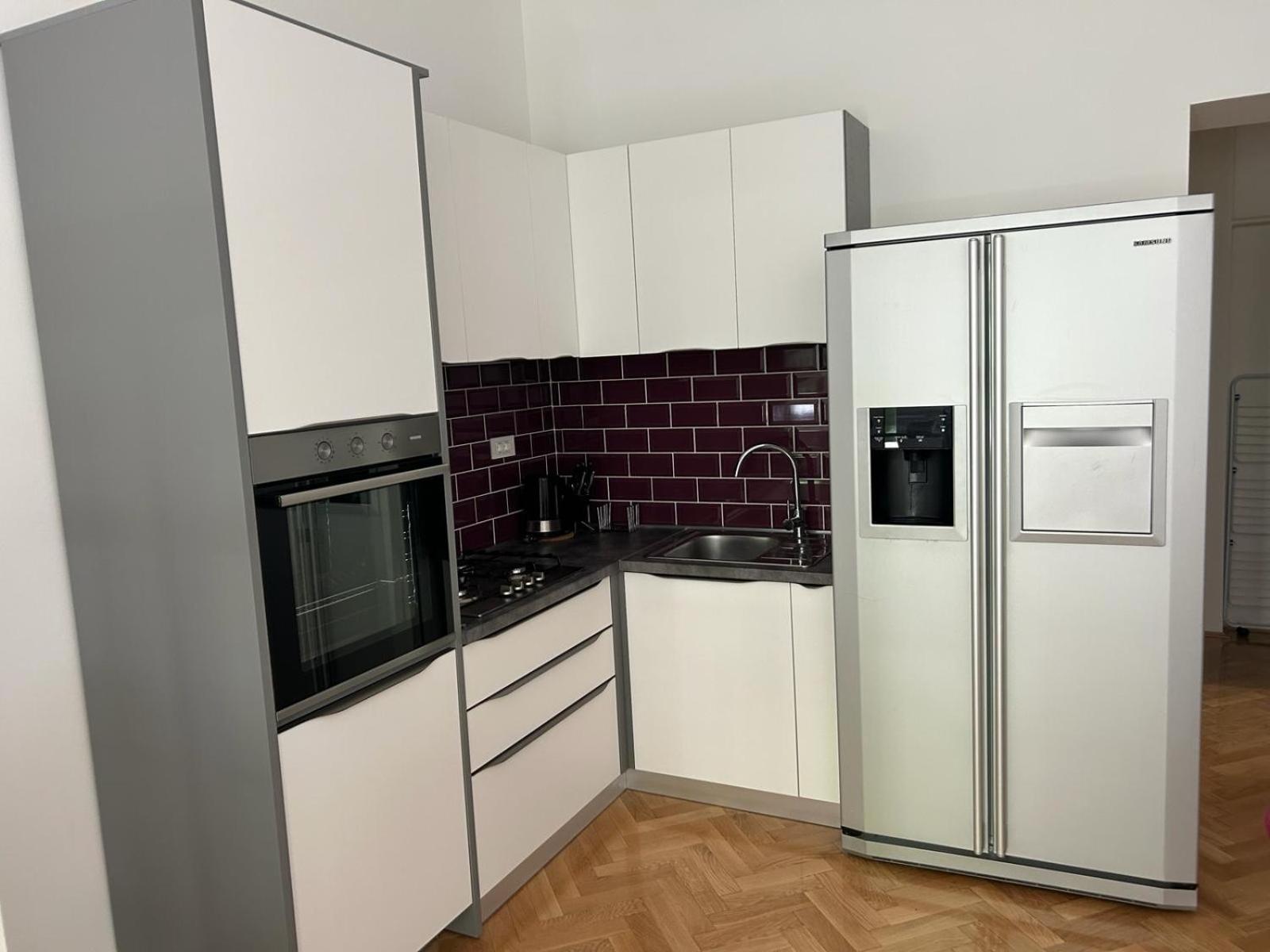 Noble Studio Apartments Zagreb Bagian luar foto
